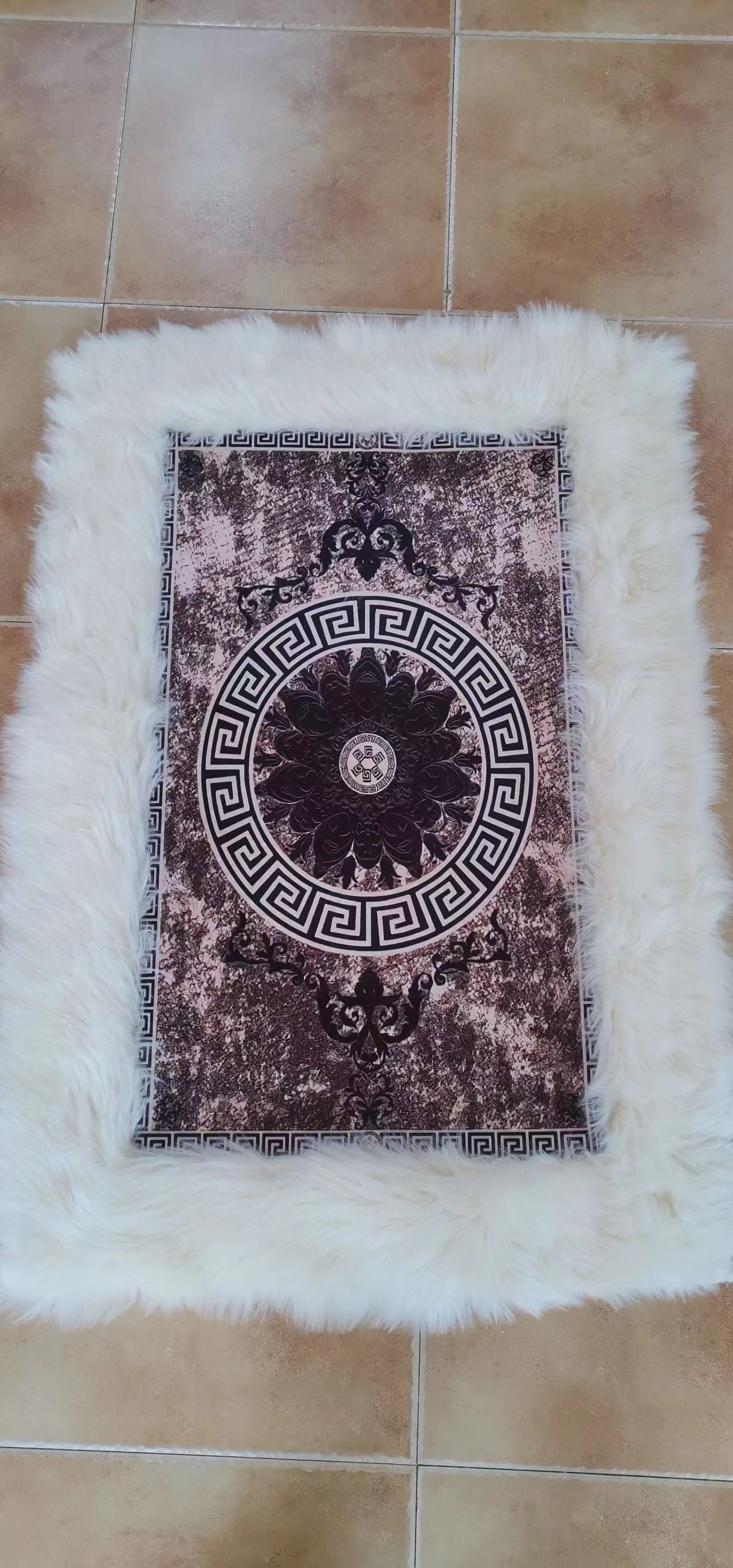 G-MS04 White Versace Rug