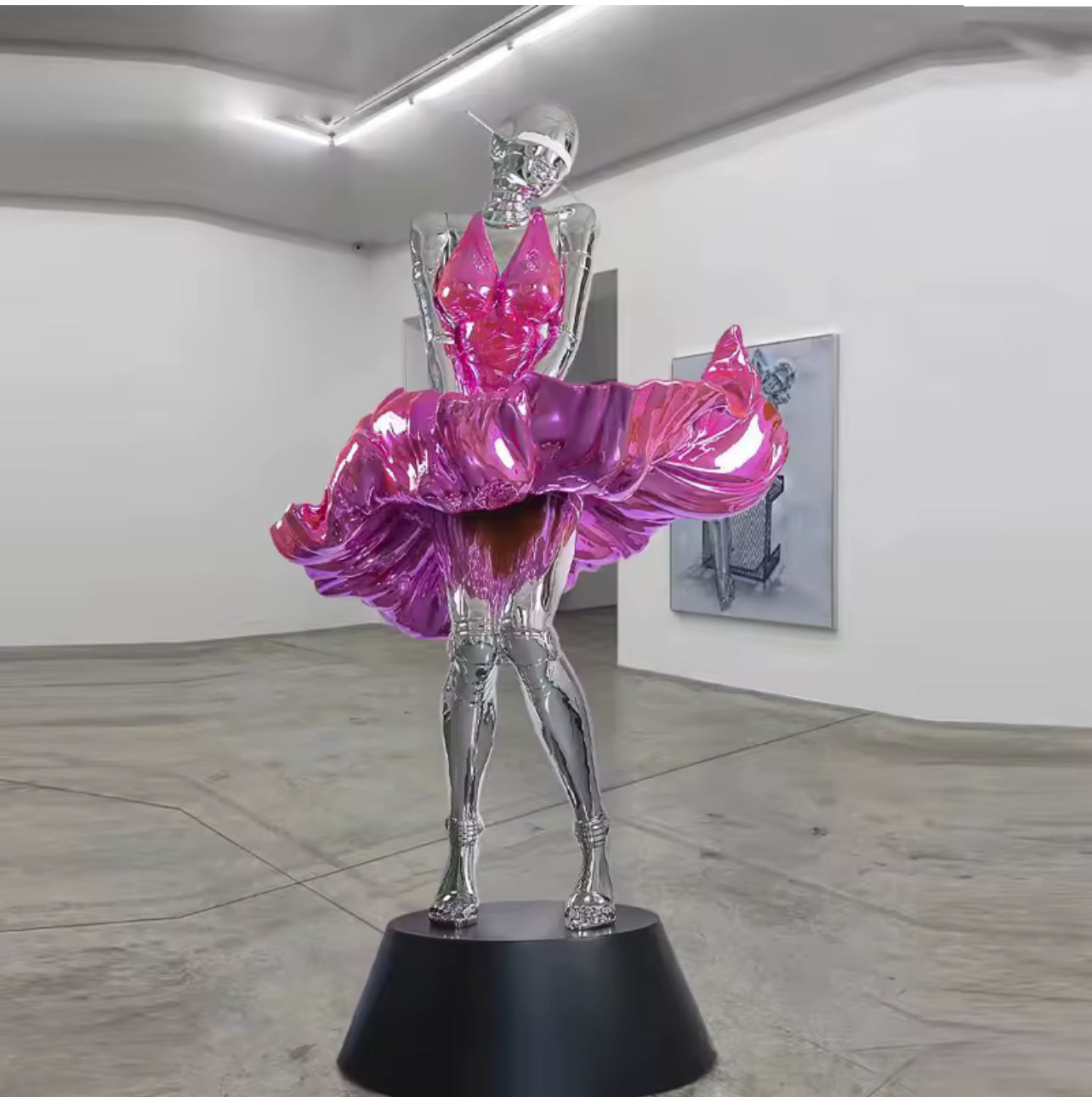 GS- Pink & Silver Exotic Futuristic Marvel LED female Sculpture