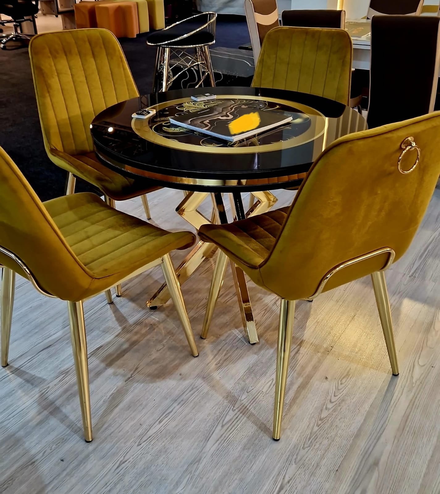 G-ES060 Mustard Yellow Oval Glass Dining Set