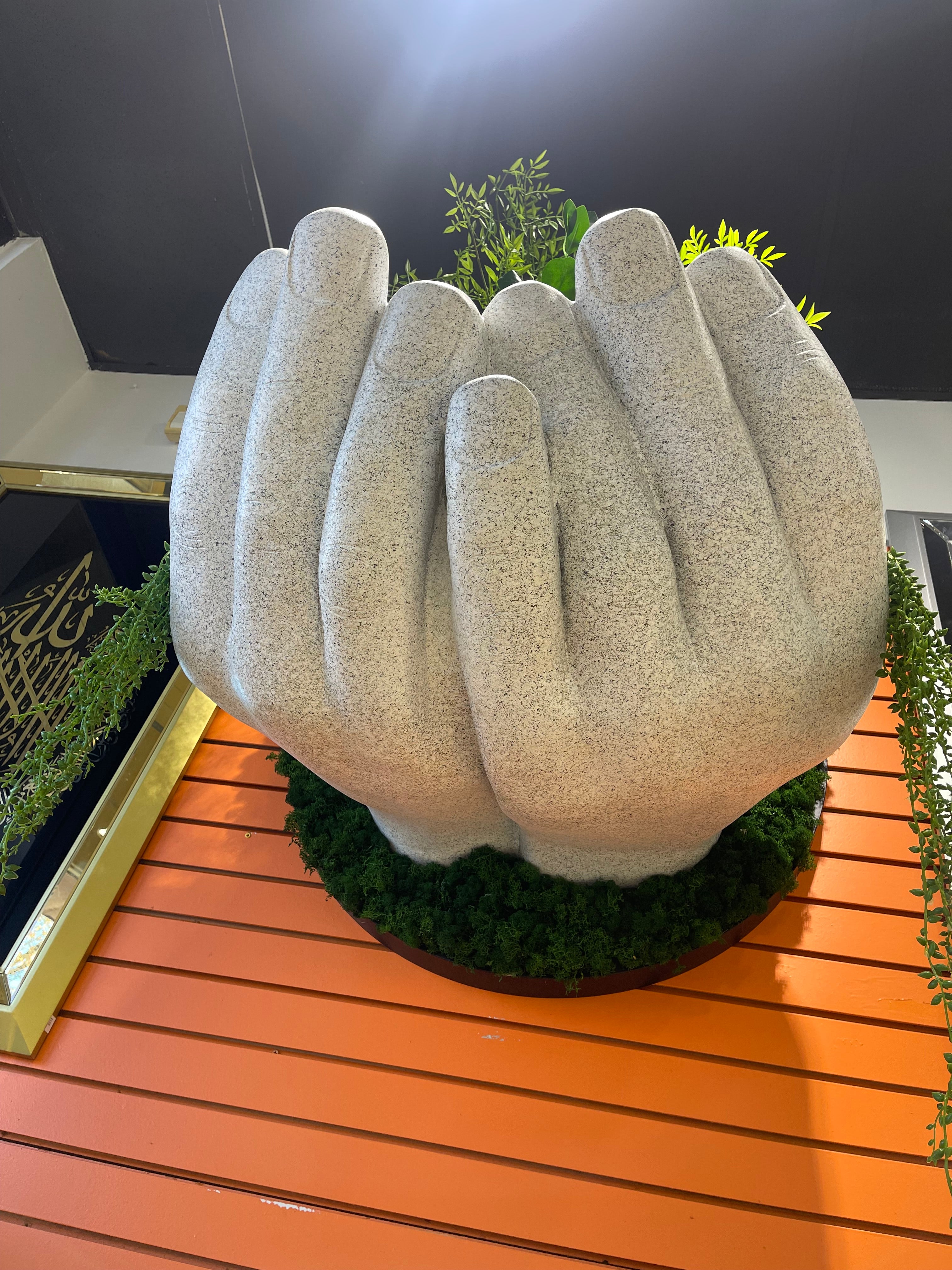 Granite Hand Sculpture & artificial flower/Plant - Image 2