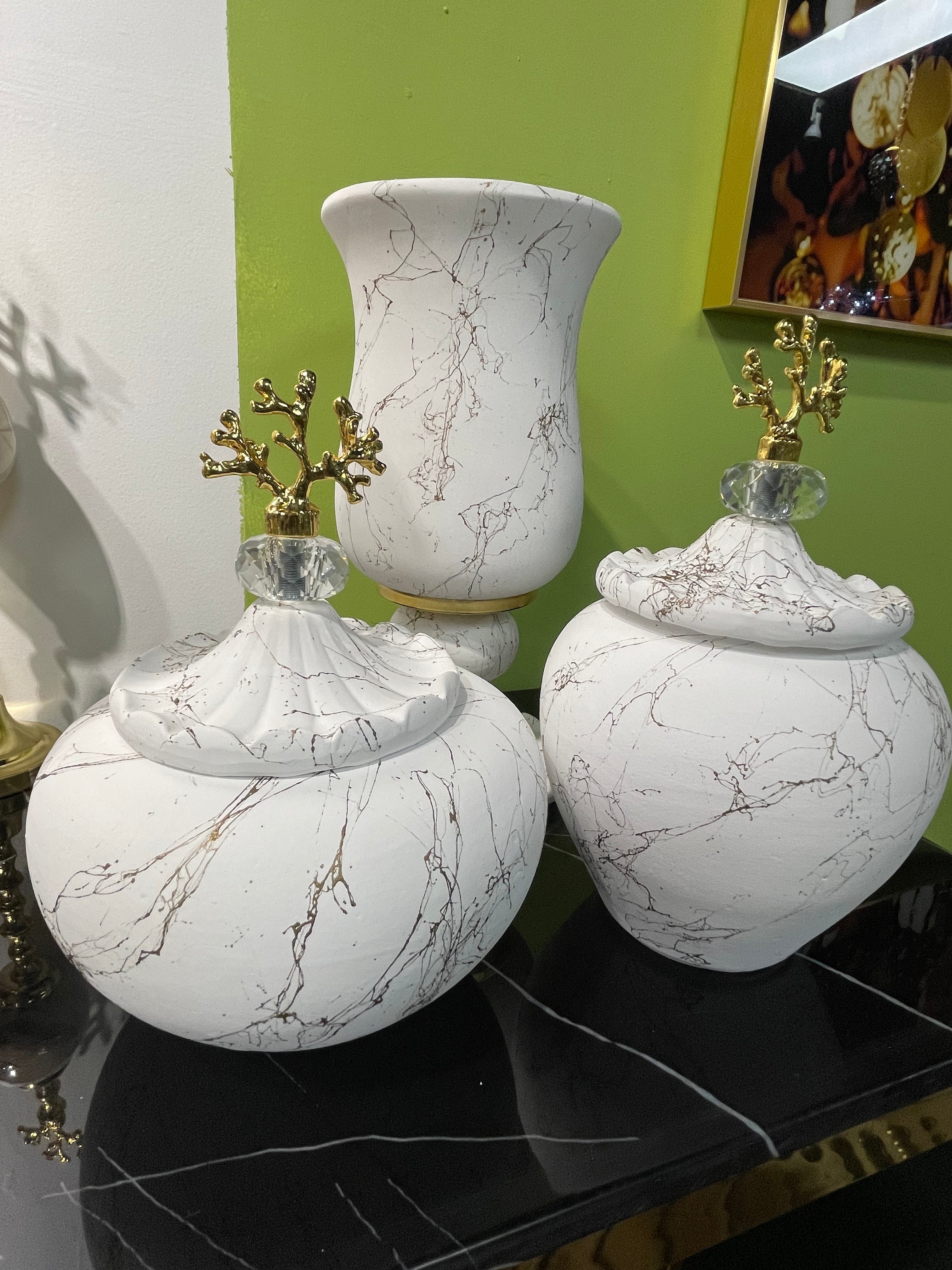 White/Gold Decorative Jar Set