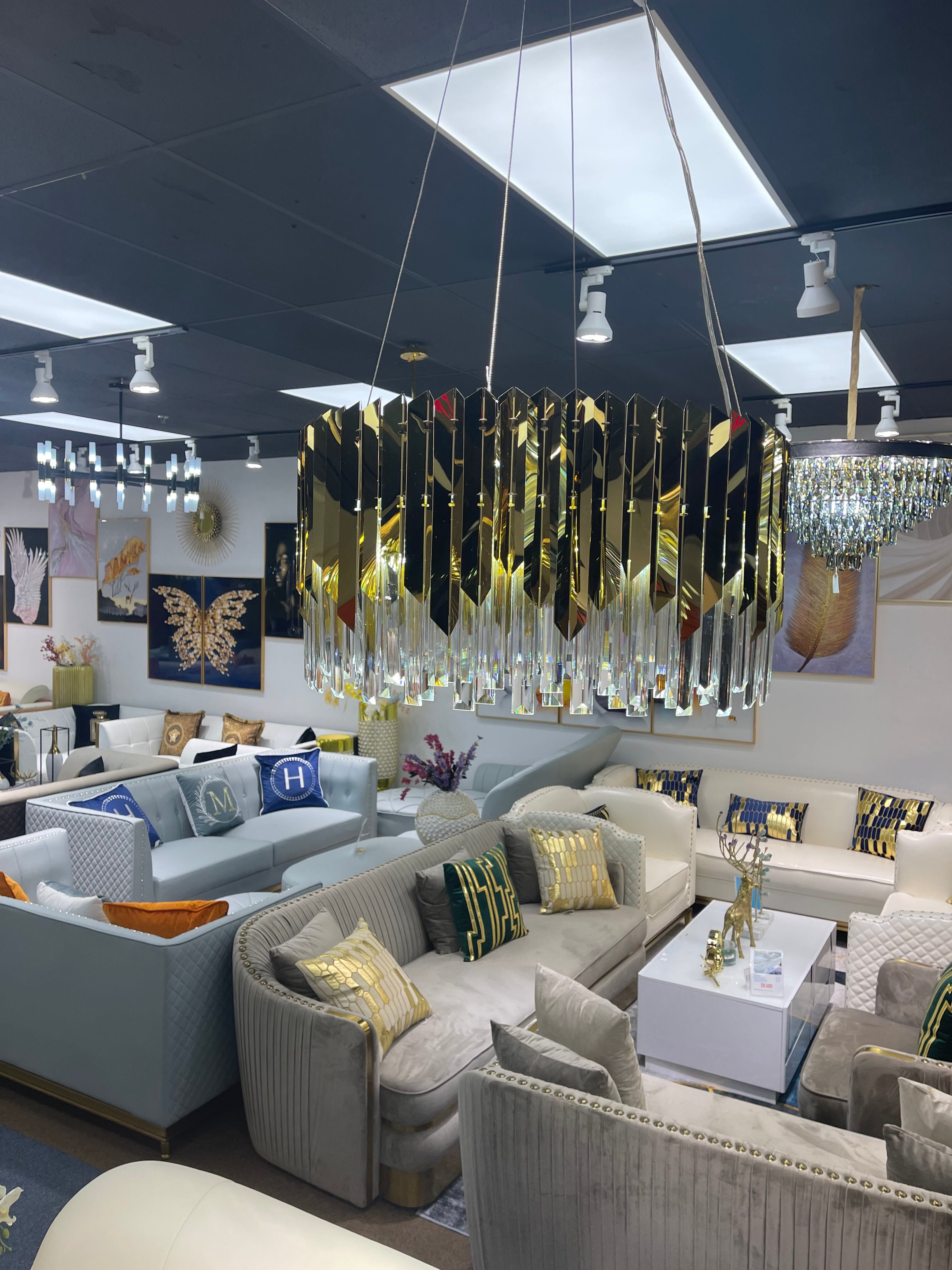 G-8020 GOLDEN DROP CHANDELIER - Image 3