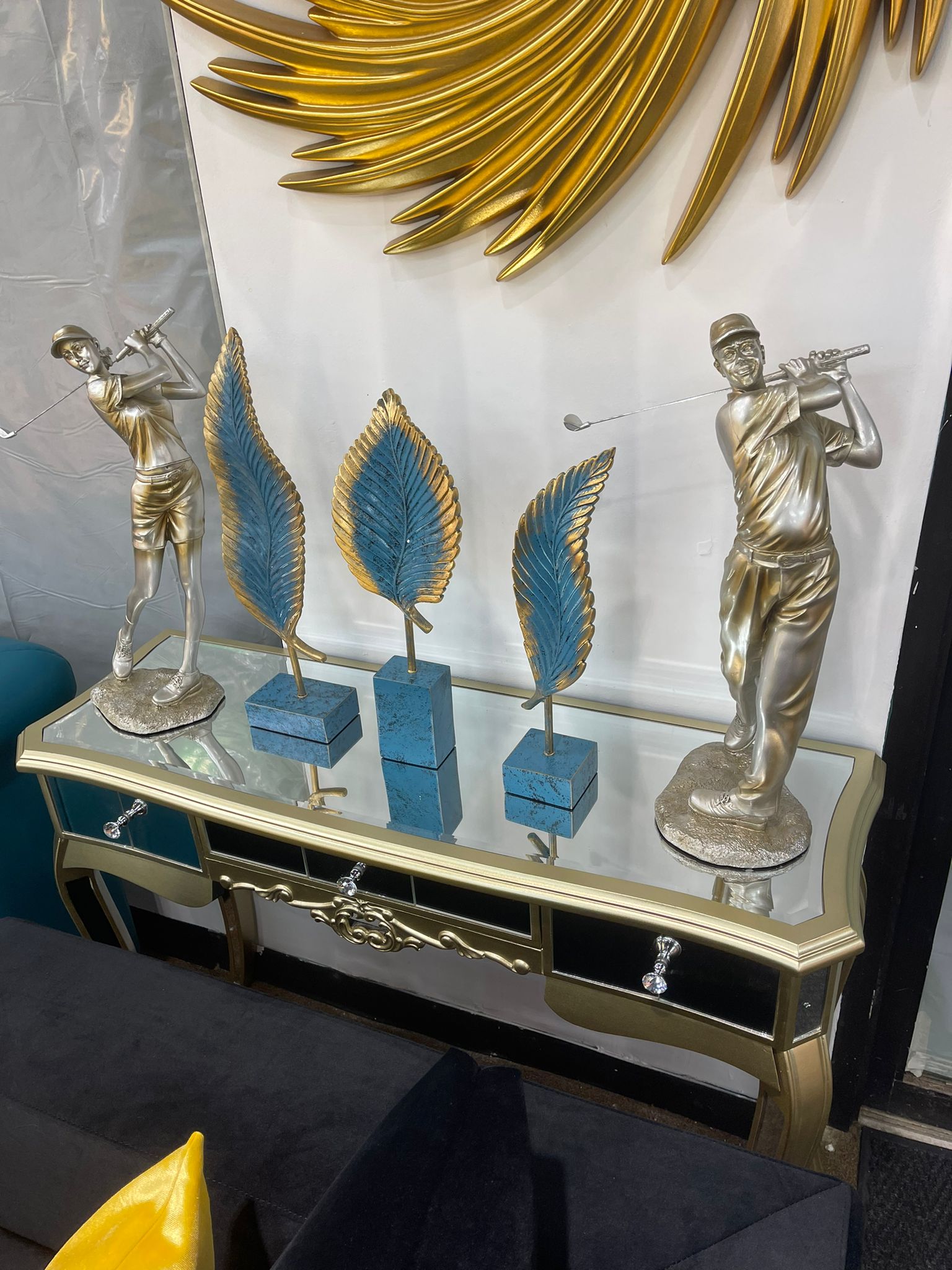 Figurines sculptures