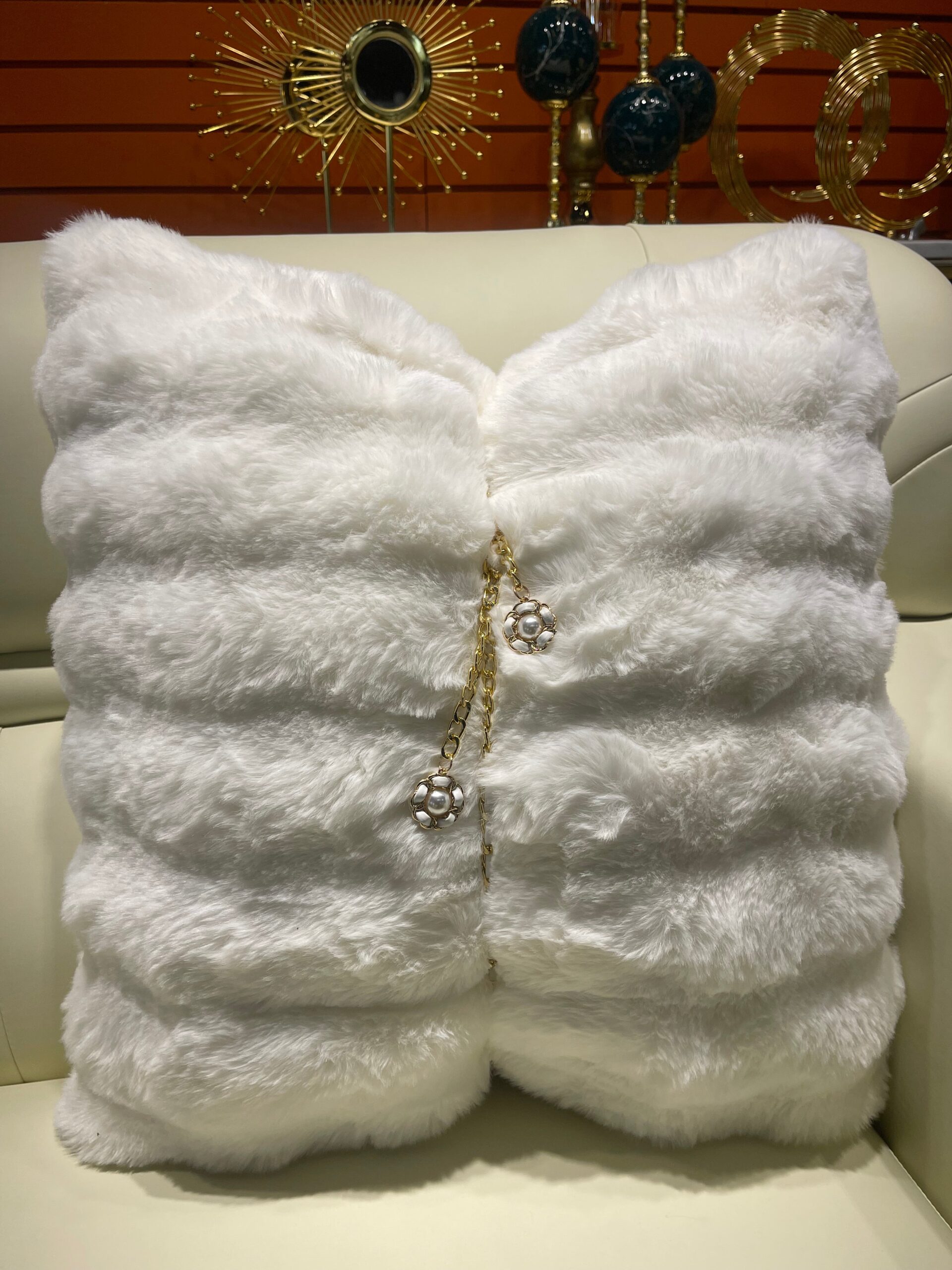 GL- Blue & Cream Living Room Settee - Image 6