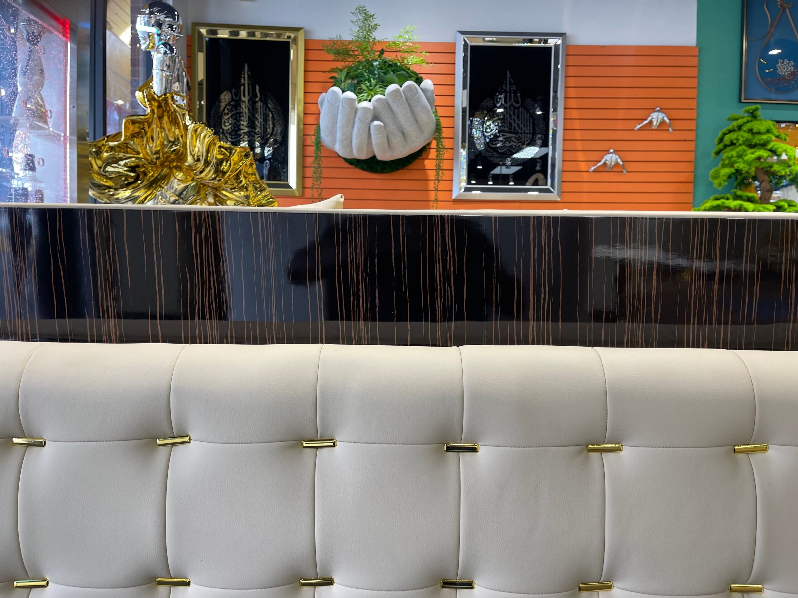 Cream/Beige Modern Leather Living Room Sofa Settee - Image 5