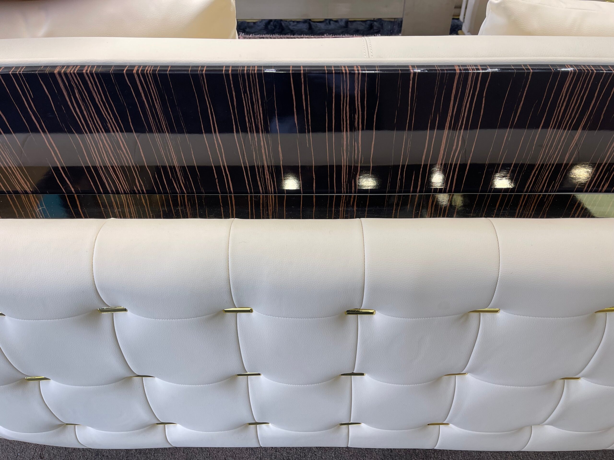 Cream/Beige Modern Leather Living Room Sofa Settee - Image 6